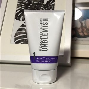 Rodan and field unblemish acne treatment wash